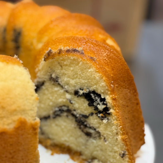 Cookies and Cream Pound Cake
